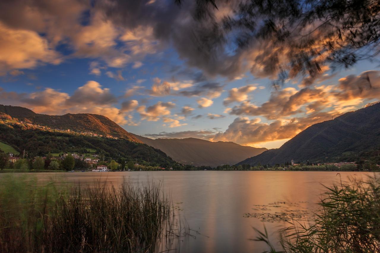 Casa Vacanza Residence Lago Di Endine Monasterolo del Castello Exterior foto