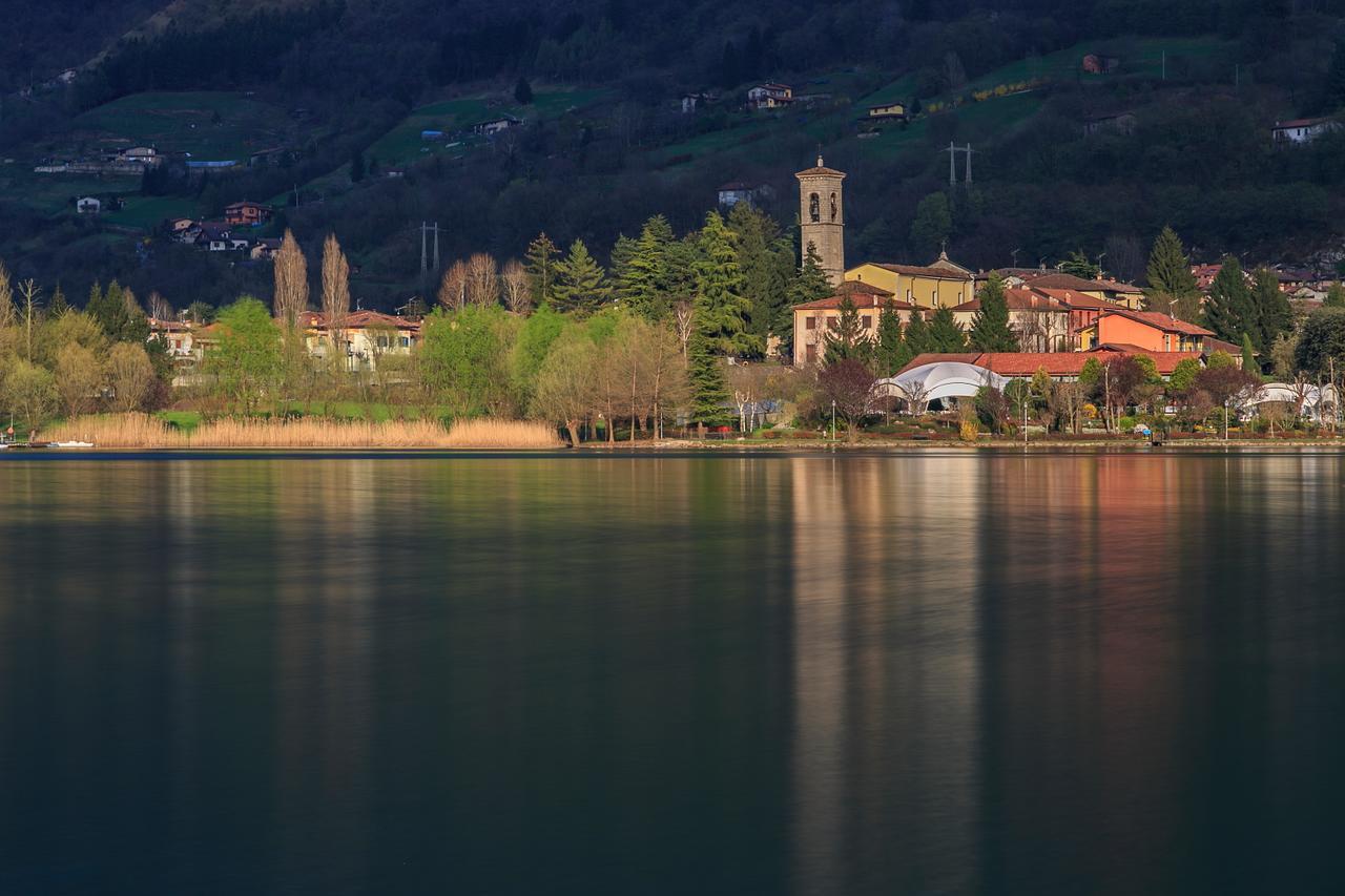 Casa Vacanza Residence Lago Di Endine Monasterolo del Castello Exterior foto