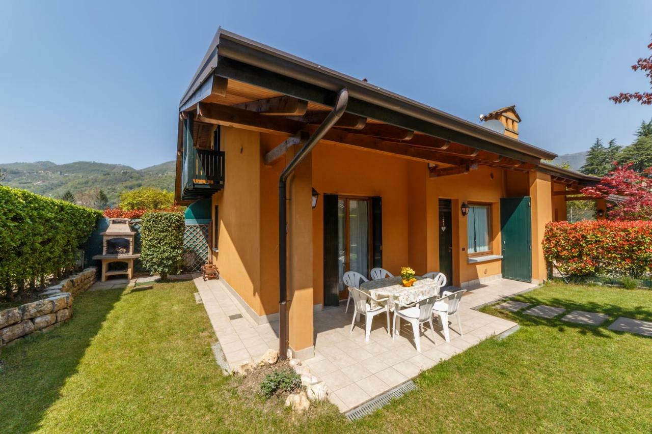 Casa Vacanza Residence Lago Di Endine Monasterolo del Castello Exterior foto