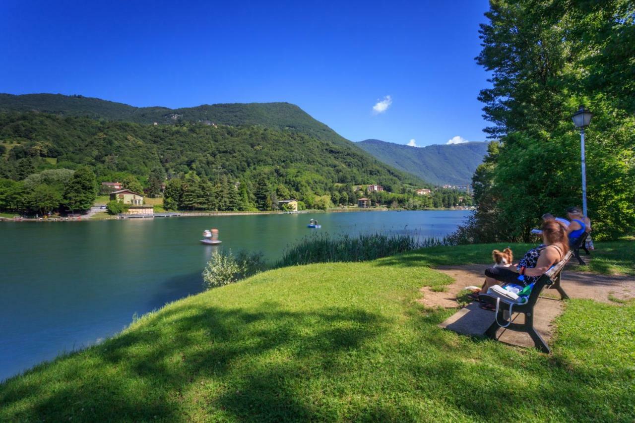 Casa Vacanza Residence Lago Di Endine Monasterolo del Castello Exterior foto